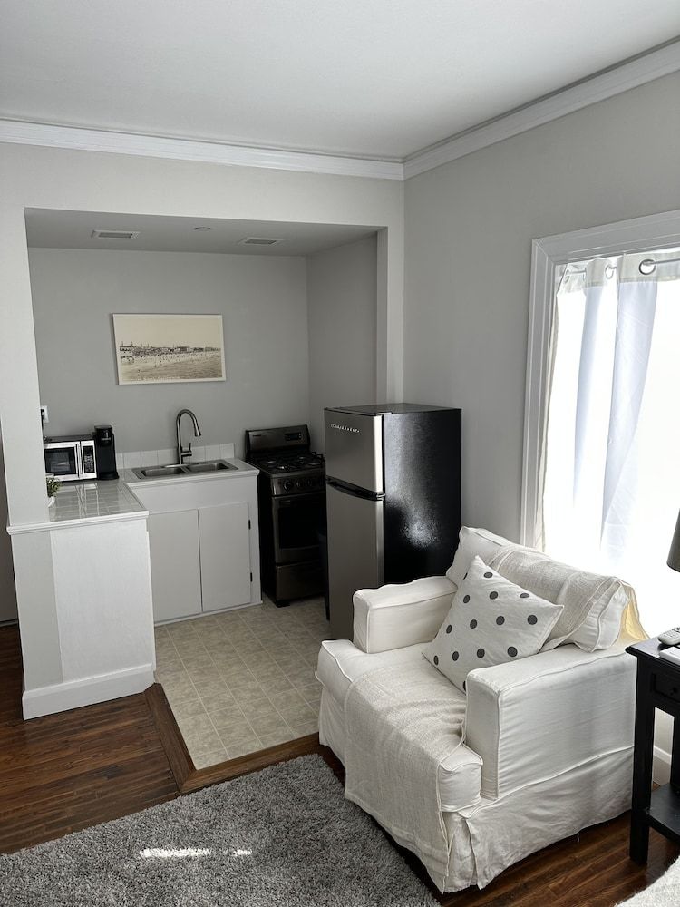 The Vurpillat Beachfront Hotel Medium Studio 15