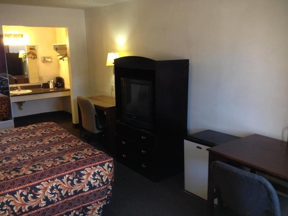 American Dream Family Double or Twin Room 29