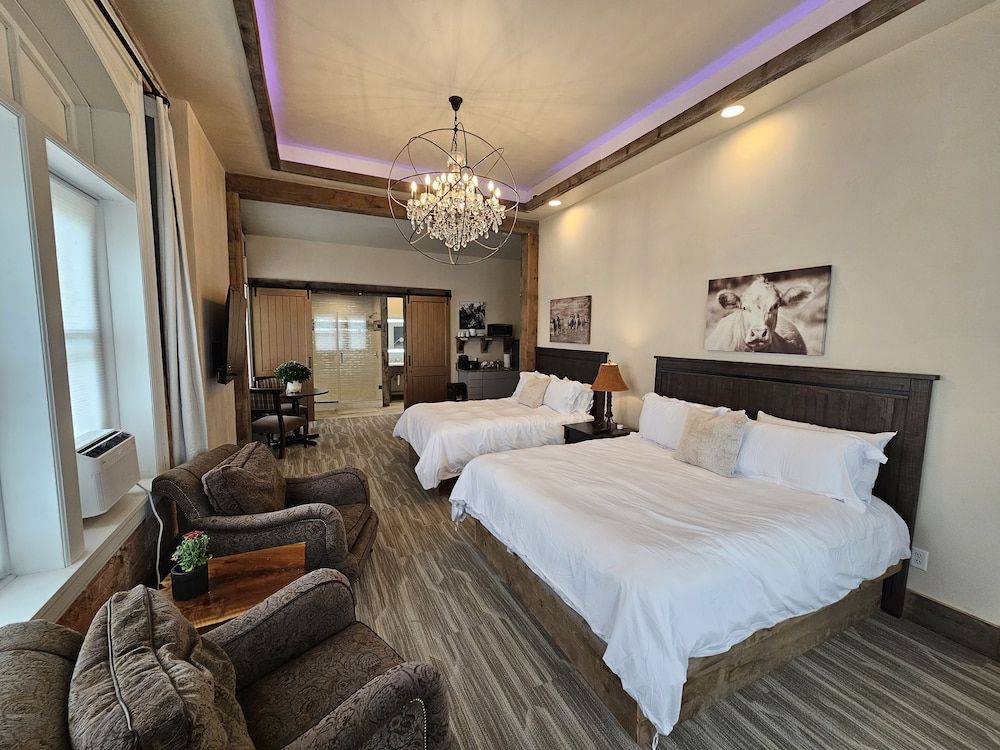 Executive Studio Suite