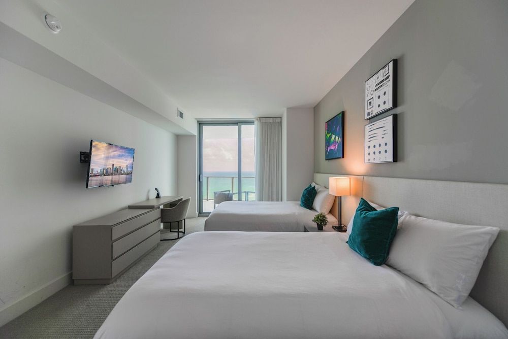 Luxury Condo, 2 Bedrooms, Ocean View