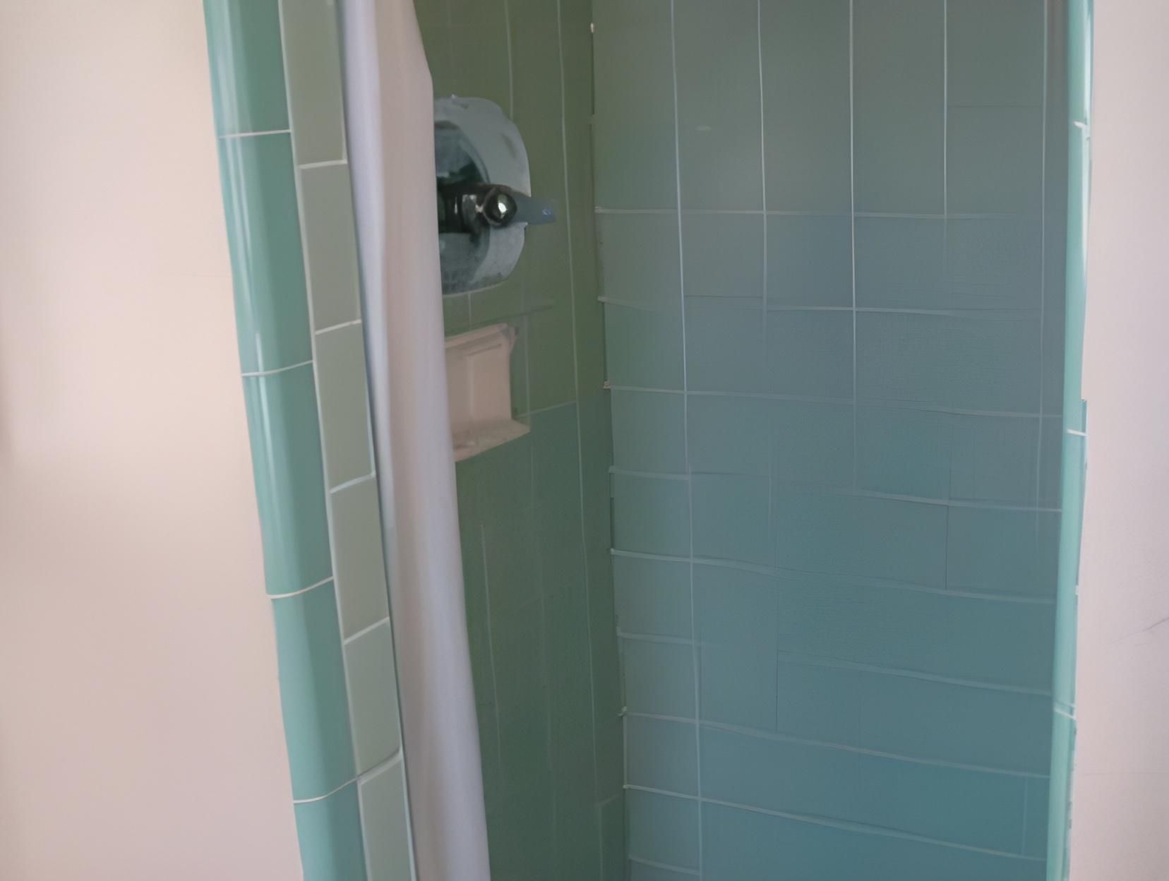 Deluxe, 2 Queen Bed, Non-Smoking