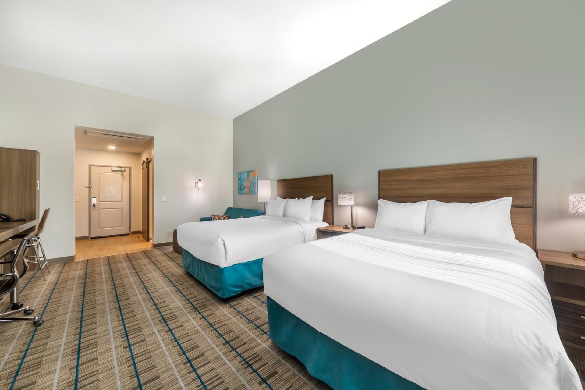 One Room Suite with Two Queen Beds and Sofa bed - Disability Access/Non Smoking