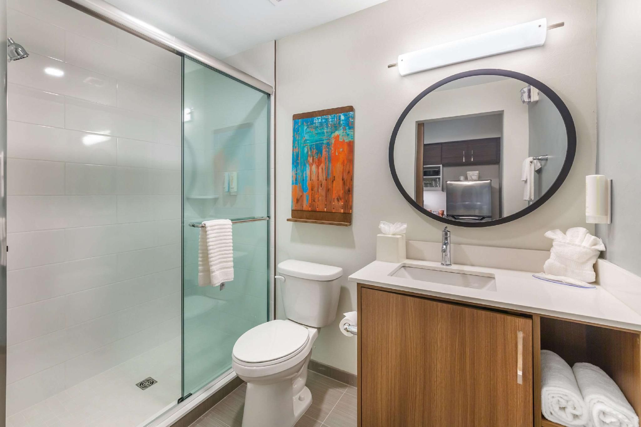 2 Queen Beds, Suite, Nonsmoking, Accessible