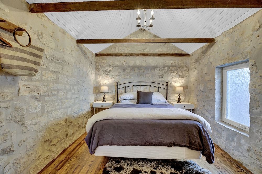 House, Multiple Beds, Kitchen, Garden View