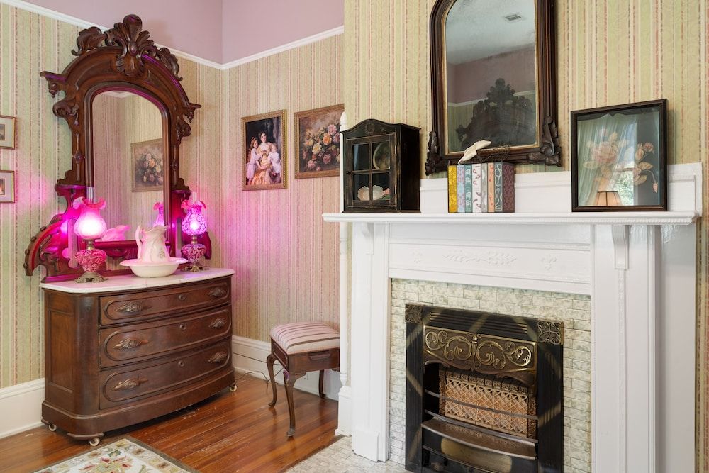 Ross Mansion Bed & Breakfast and Events Deluxe Double Room 4