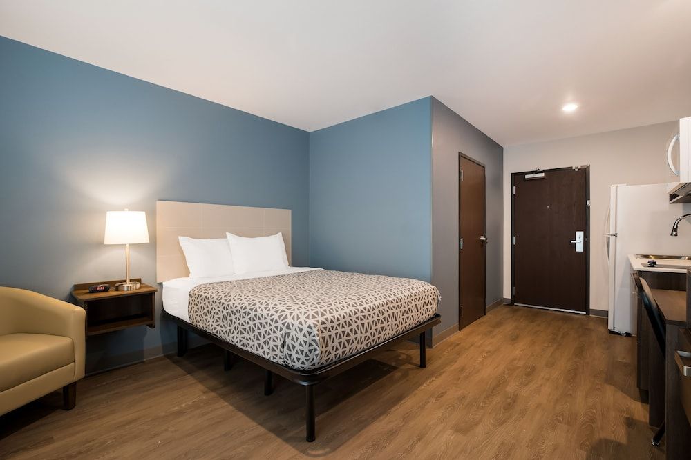 Suite, 1 Queen Bed, Non Smoking