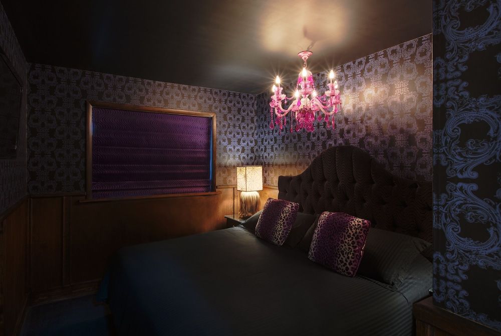 The Noir Boudoir