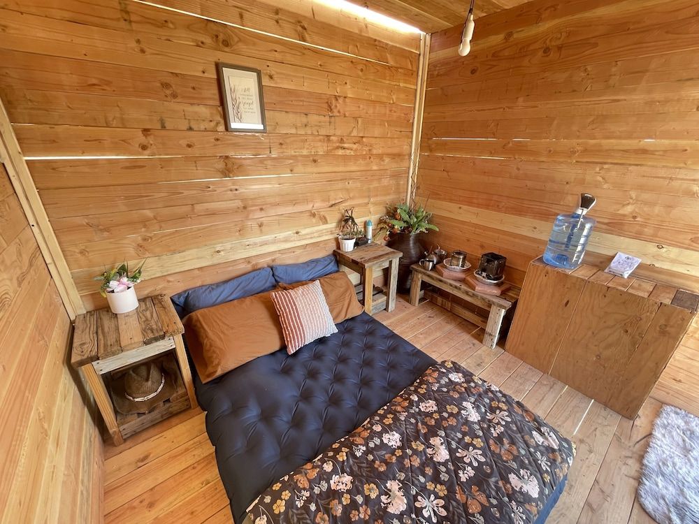Standard Studio, 1 Bedroom, Non Smoking, Mountain View