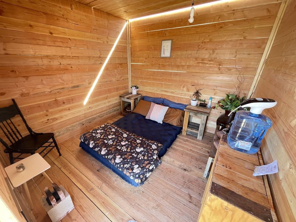 Standard Studio, 1 Bedroom, Non Smoking, Mountain View