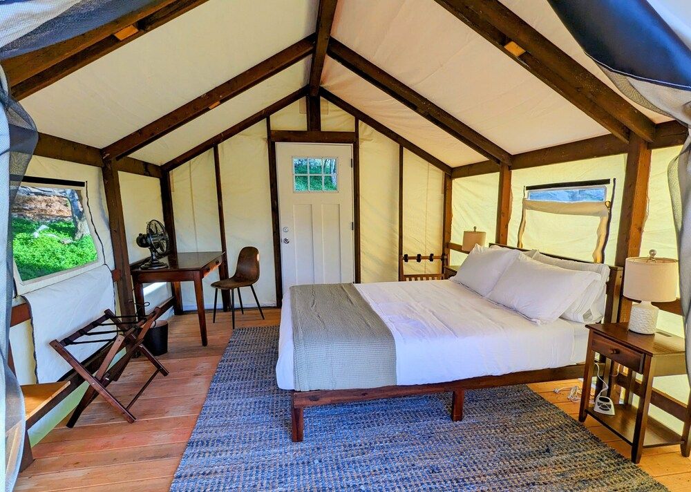 Wildhaven Yosemite Glamping Premium Tent, 1 Queen Bed, Patio, Garden View