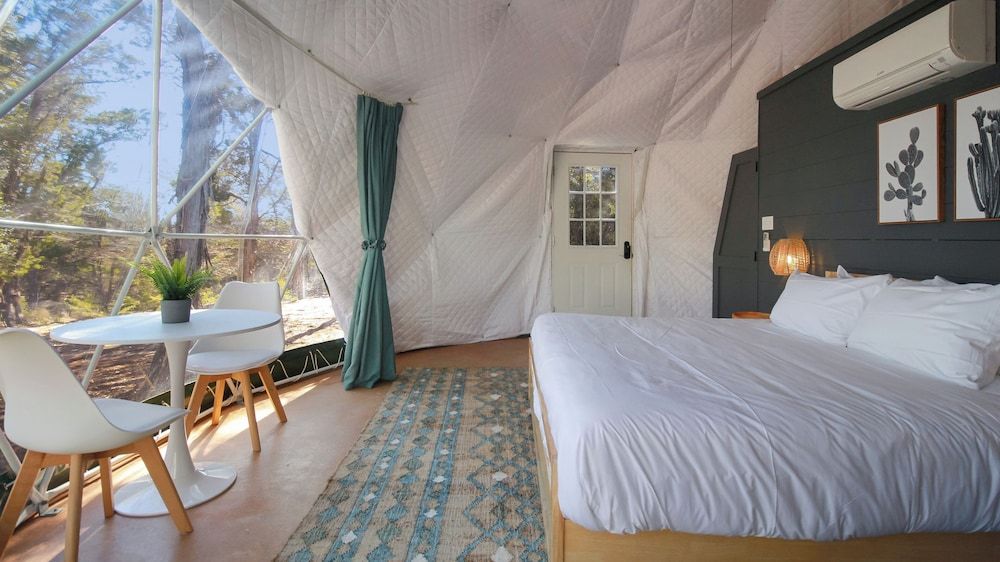 The Cedars Ranch Geodome Suites 3