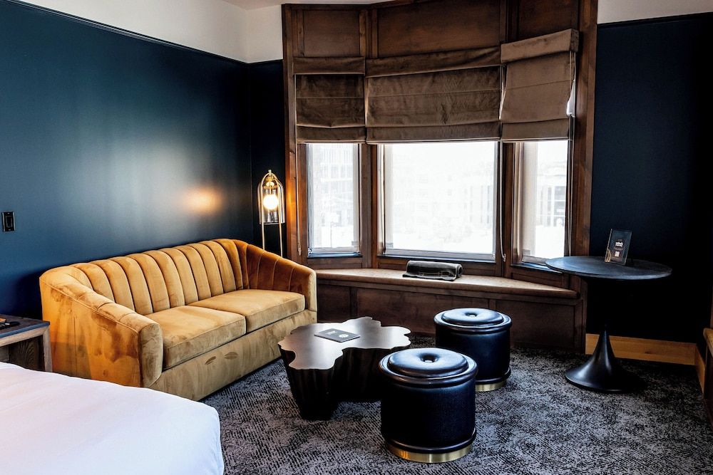 Hotel Renegade Heritage Corner 1 King 5