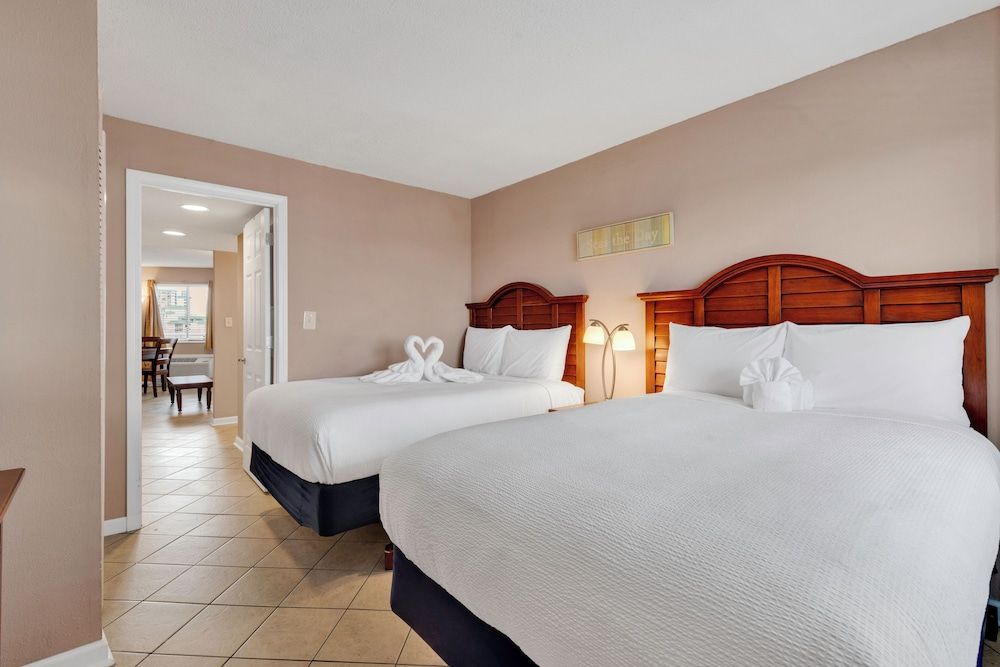 Signature Condo, 1 Bedroom, Balcony, Ocean View