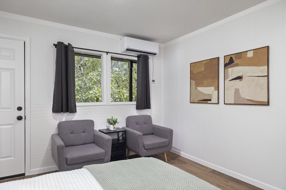 The Lofts on Indian Point Deluxe Studio Suite, 2 Queen Beds, Balcony, Valley View 12