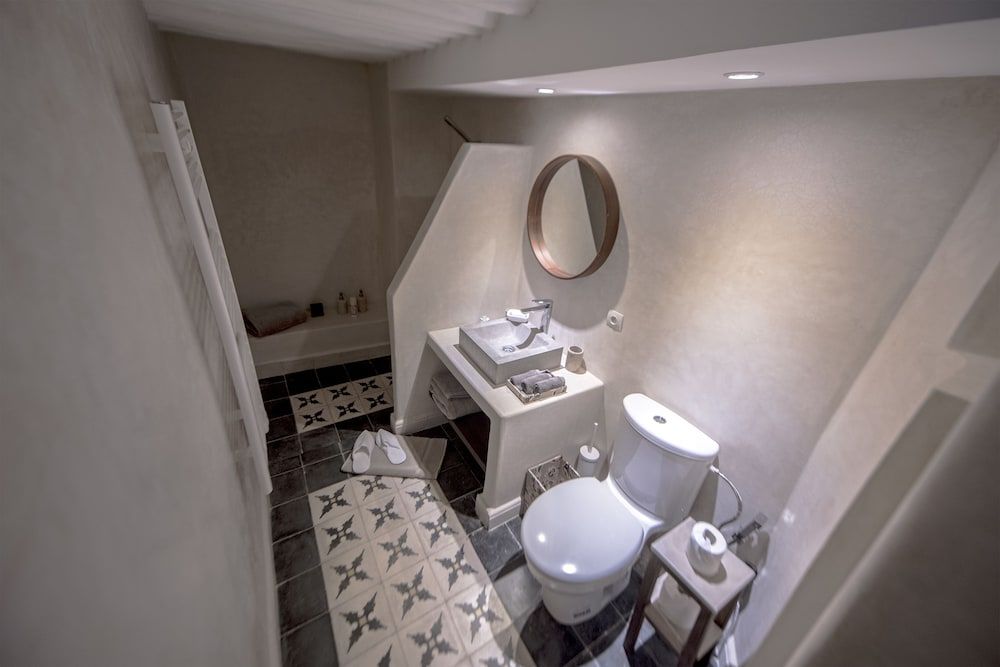 Dar Mayshad Comfort Room, 1 Queen Bed, Non Smoking (Sarah) 3