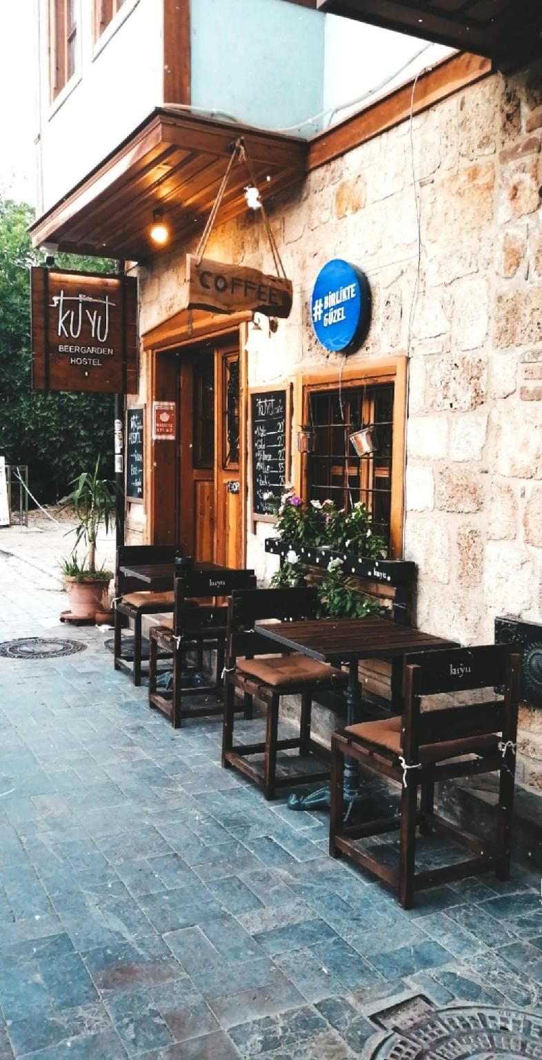 Kuyu Beergarden Hostel