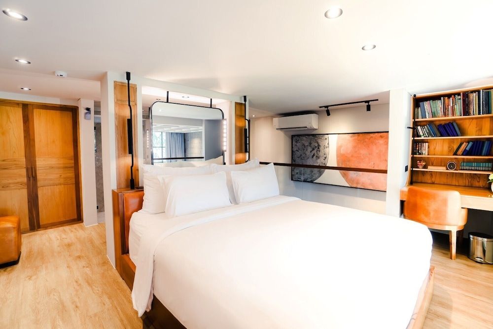 Loft Suite
