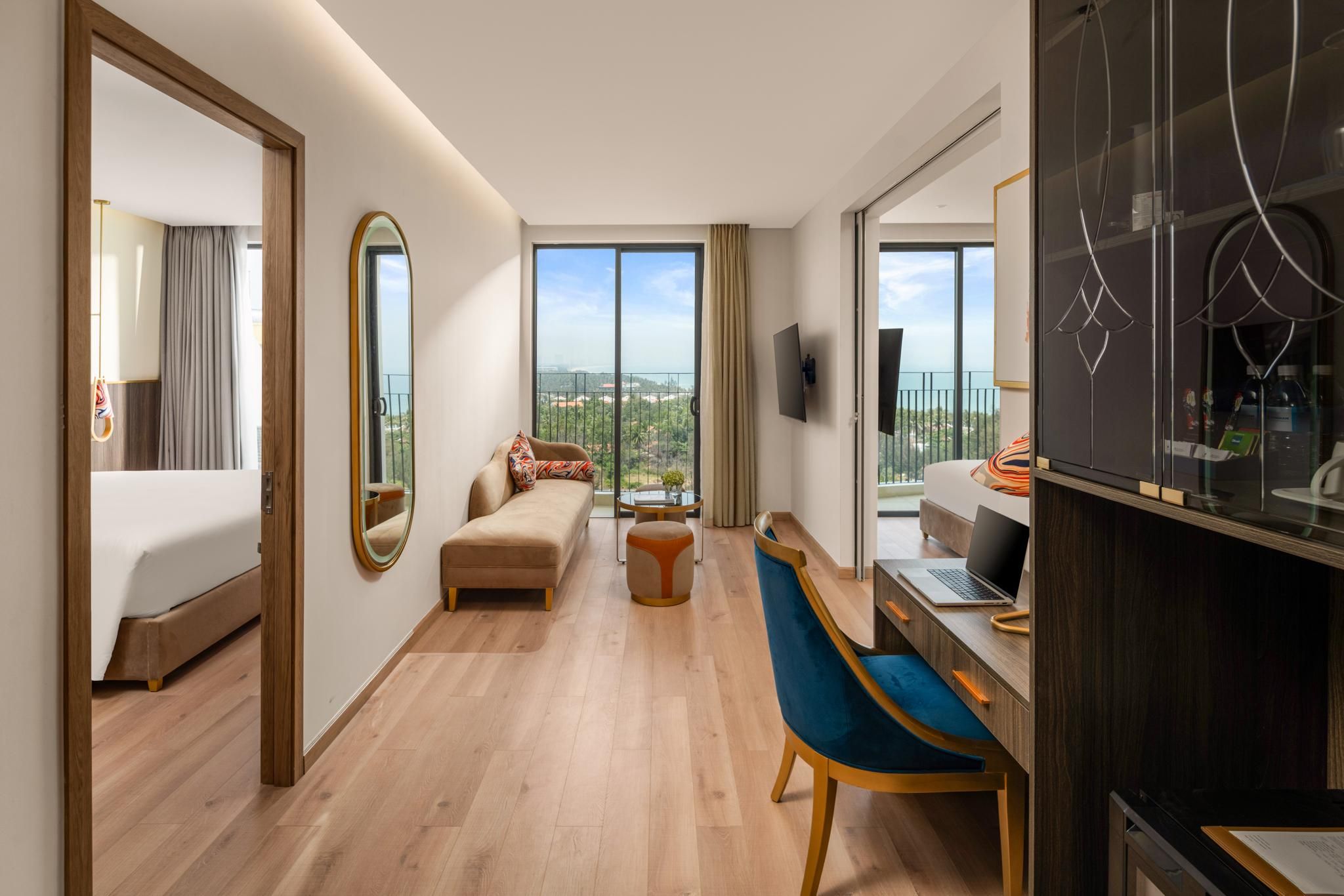Oceanview 2-Bedroom Luxury Suite