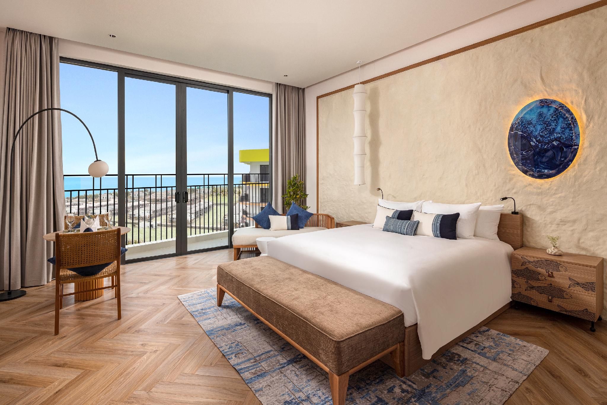 Deluxe King, Ocean View