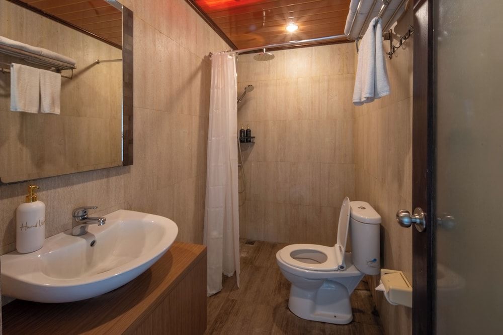 Abasan Hill Hotel and Spa Deluxe Double Room 4