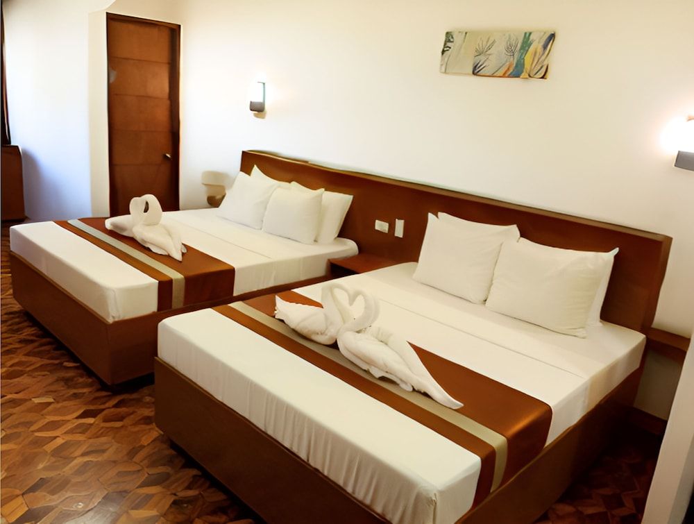 Dy Heritage Suites Superior Room, 2 Queen Beds, Non Smoking, City View 2