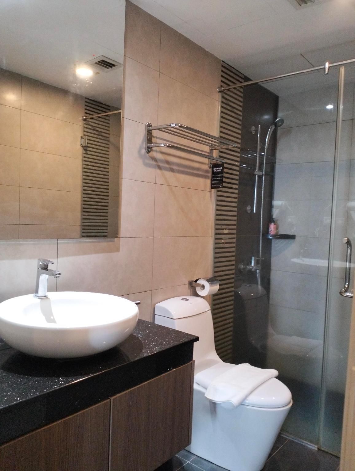 Signature 1-Bedroom Unit