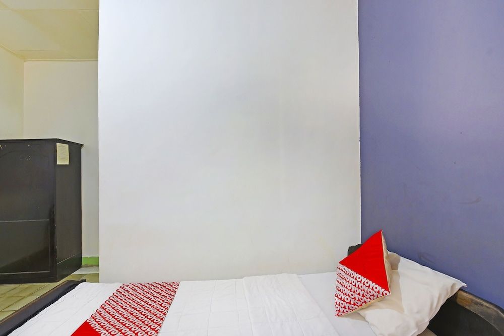 Economy Single Room