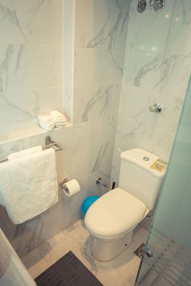 Seven Seasons Hospitality Luxury Chalet 8