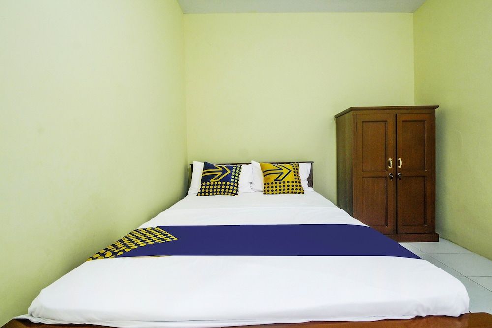 Basic Double Room