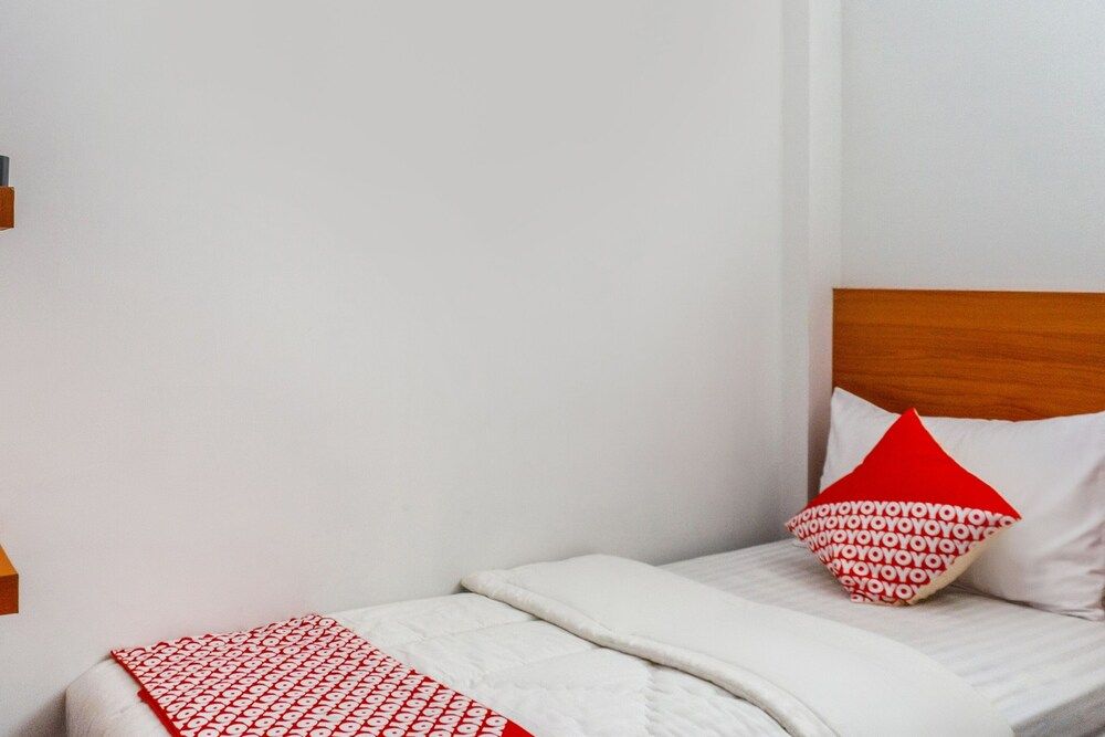OYO 2199 Mandiri Guest House Syariah Single Room
