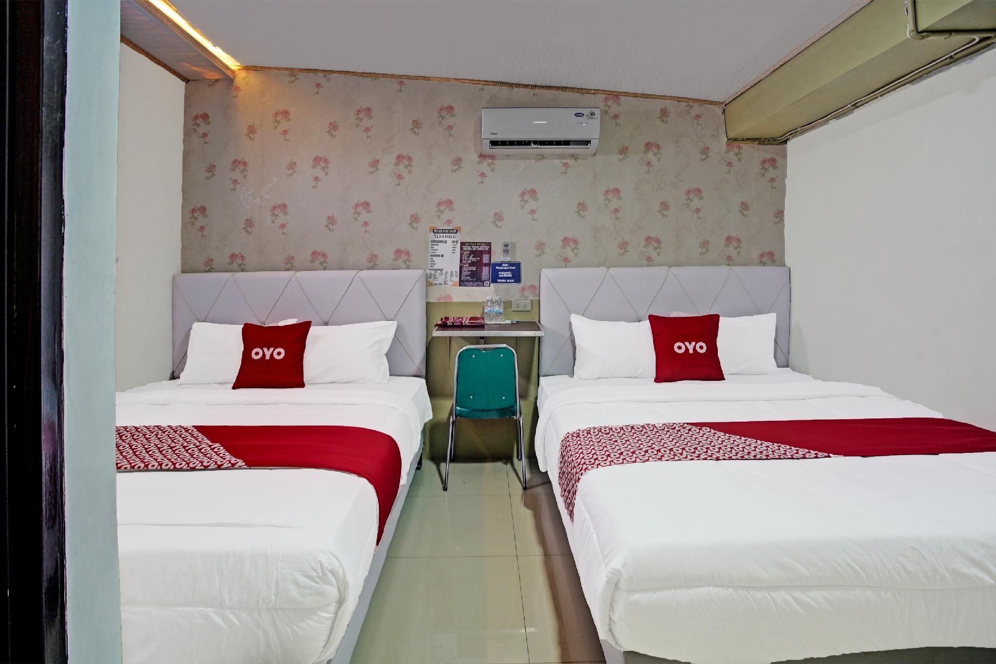 Suite Family Room