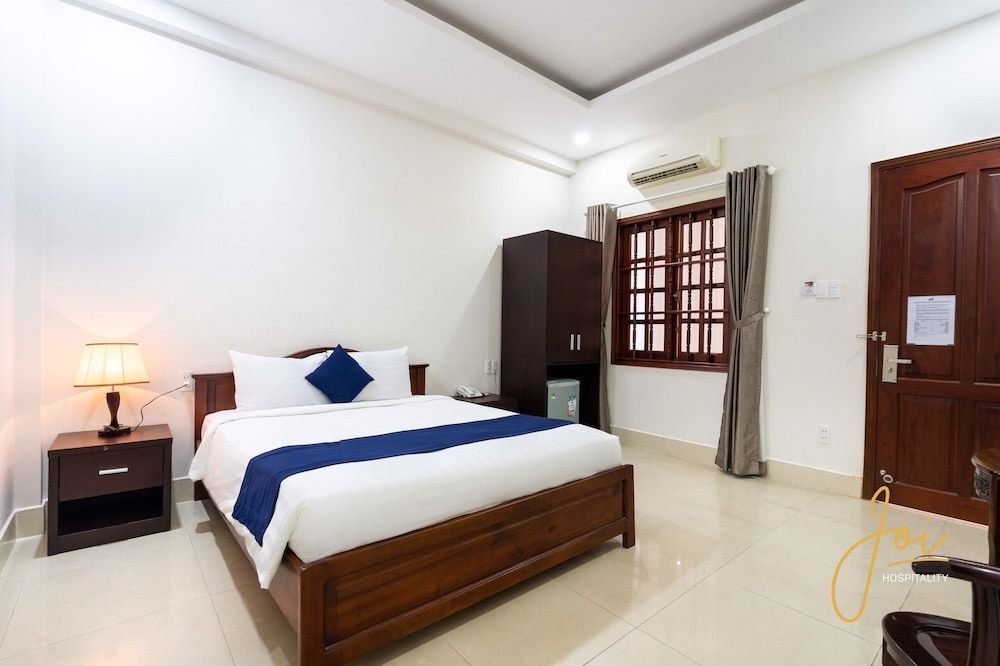 Standard Double Room, 1 Queen Bed, Non Smoking, Refrigerator