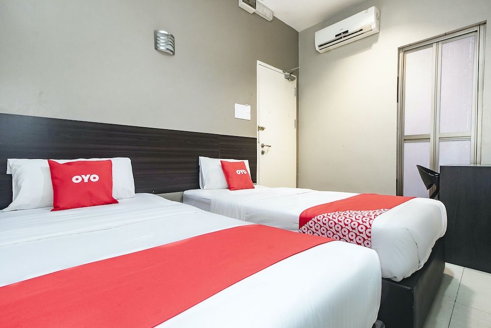 OYO 89885 Nice Stay Three Six Five Services Standard Twin Room 4