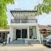 Super OYO 92433 Sirih Gading Family Guest House