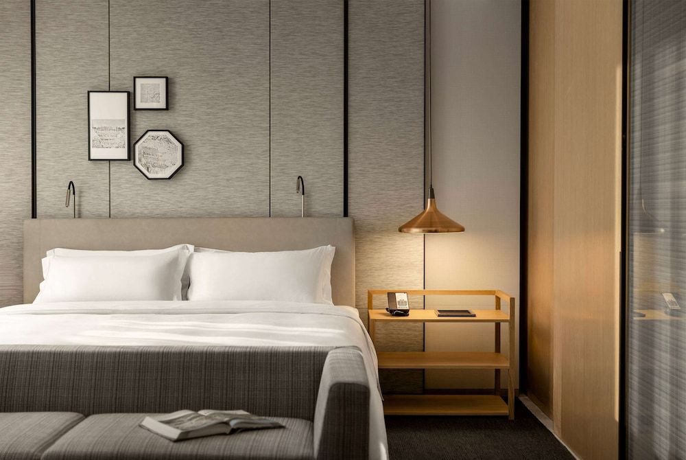 Superior Room, 1 Queen Bed, Smoking