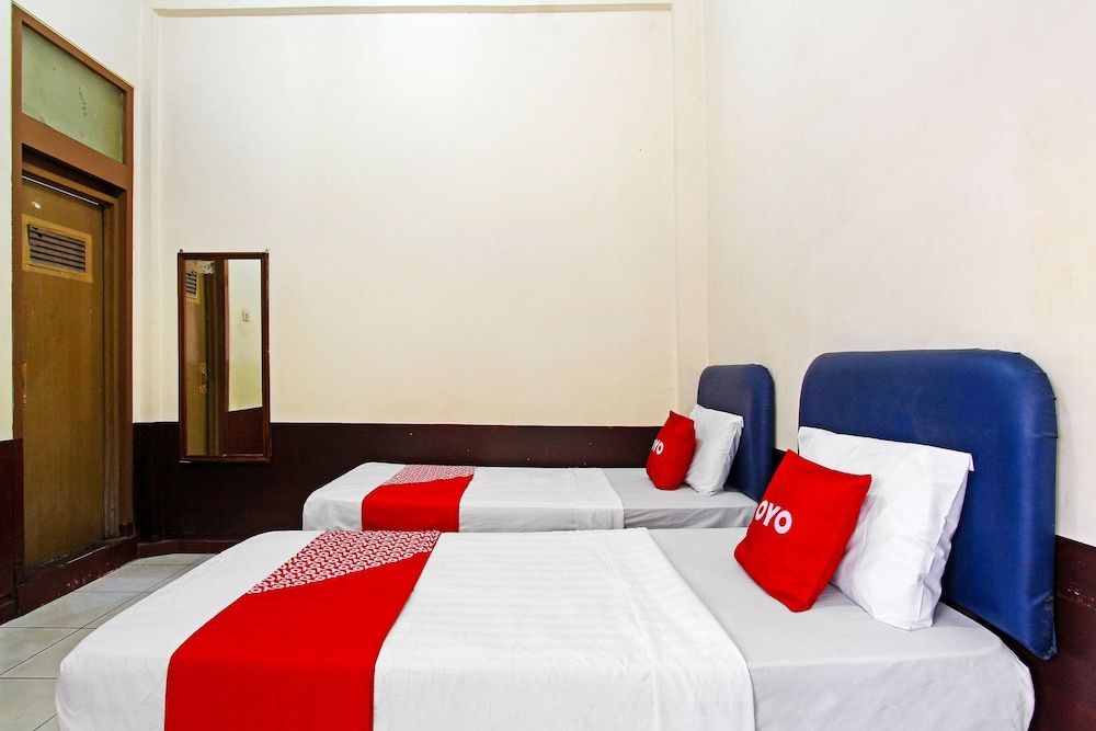 OYO 91354 Hotel Mutiara Standard Twin Room 2