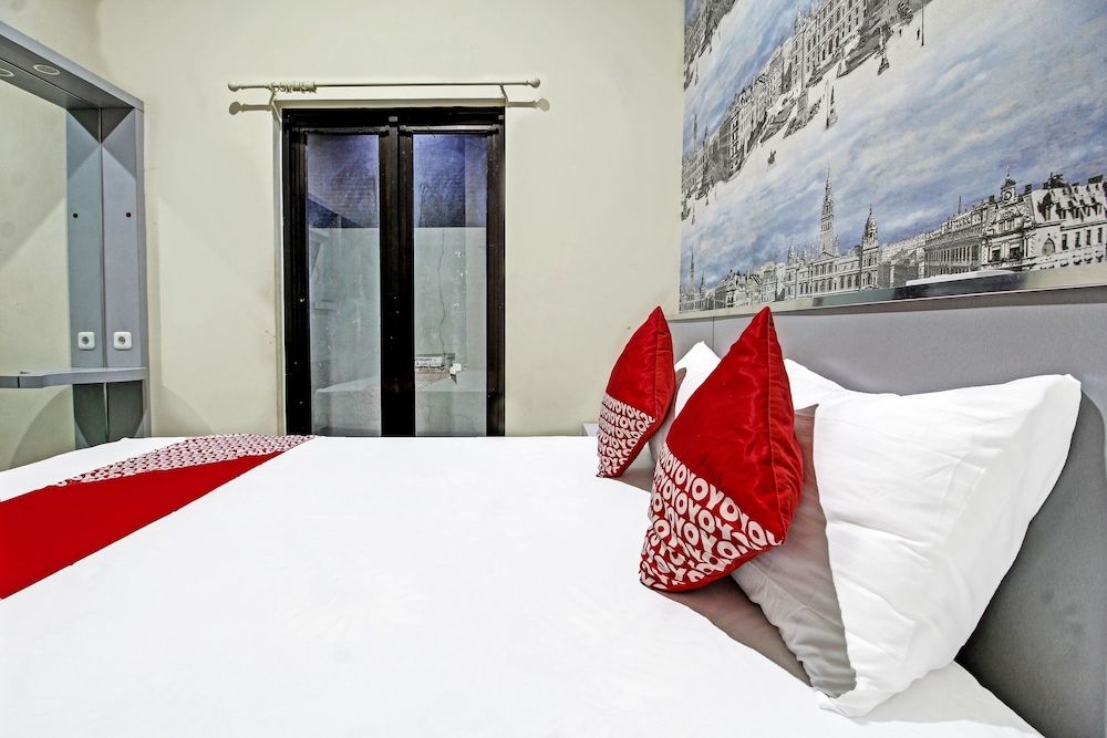 Super OYO 91202 Family Guest House Syariah