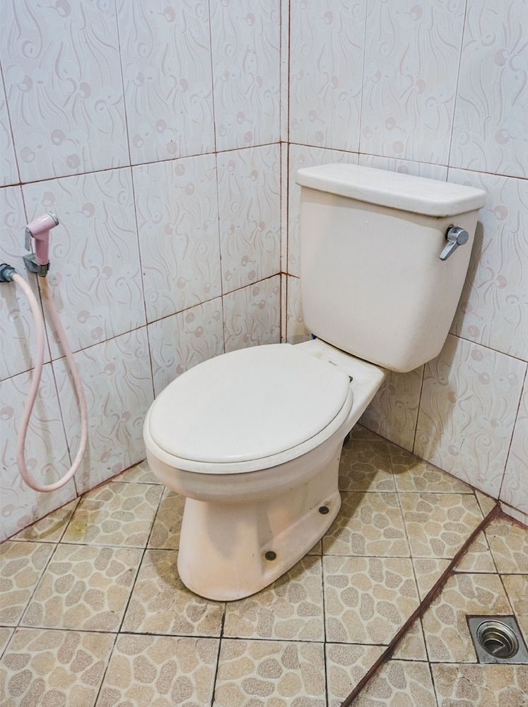 OYO Life 92087 Griya Nurainy Double Room 9