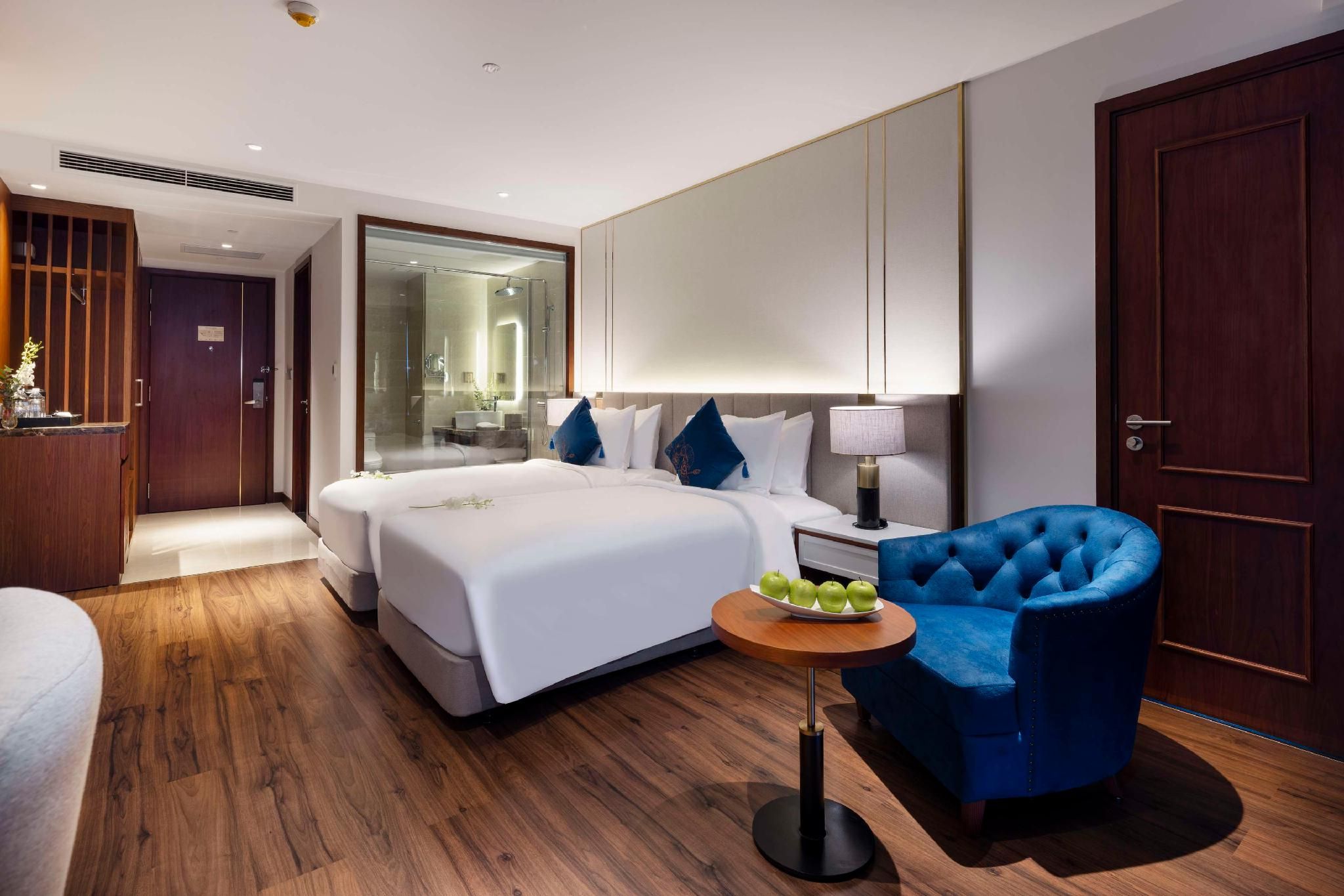 2 Single Beds, Nonsmoking, Premier Room, Balcony, Sea View