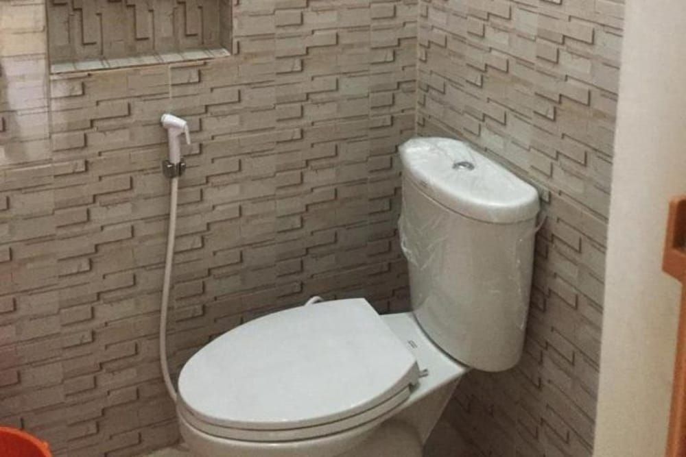 Family Room, Shared Bathroom