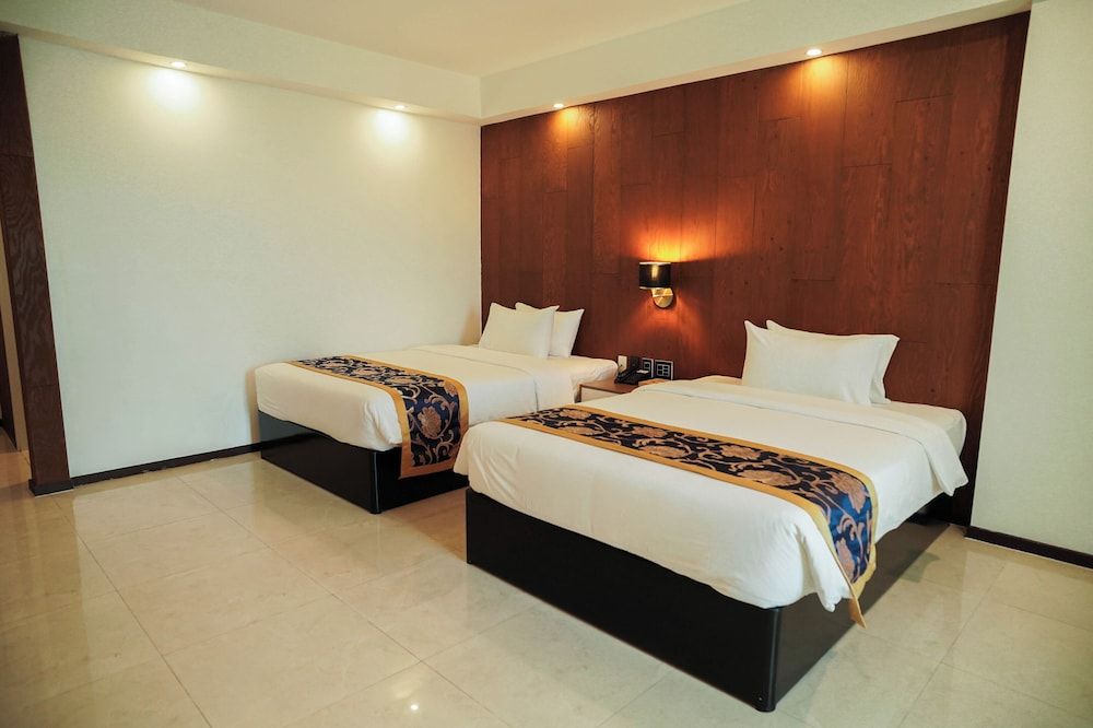Sunday Hevea Hotel and Resort Deluxe Twin Room 5