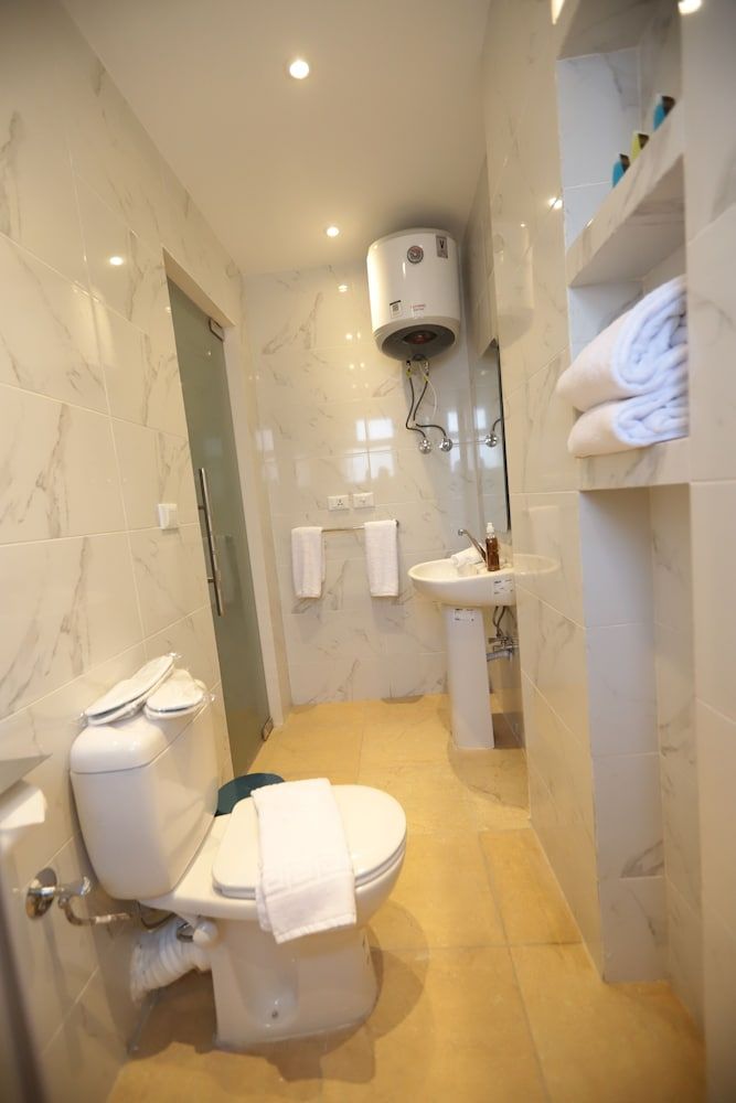 King Khafren View INN Deluxe Double Room, Hot Tub, Mountain View 5