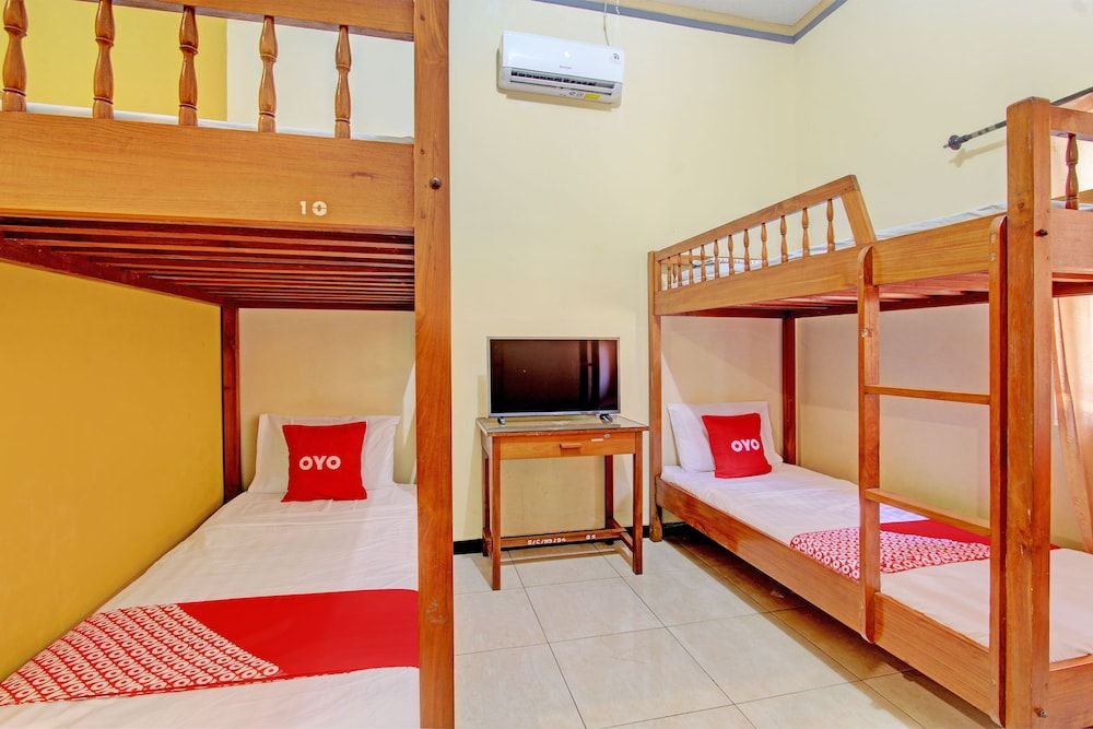 OYO 92912 Mtc Bunk Bed