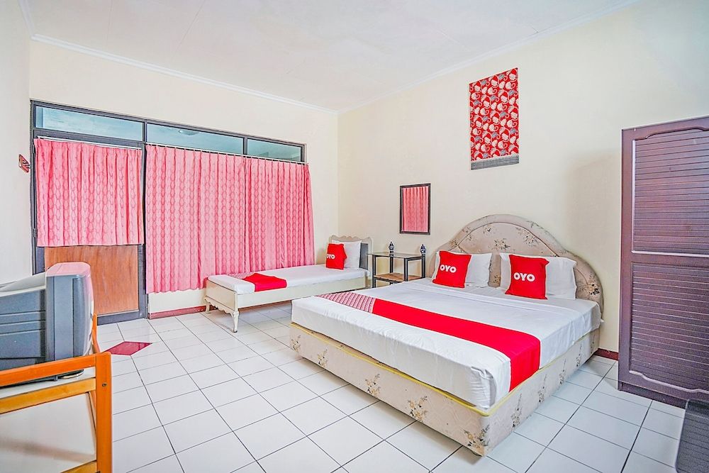 OYO 90132 Lie Mas Hotel Family Suite 5