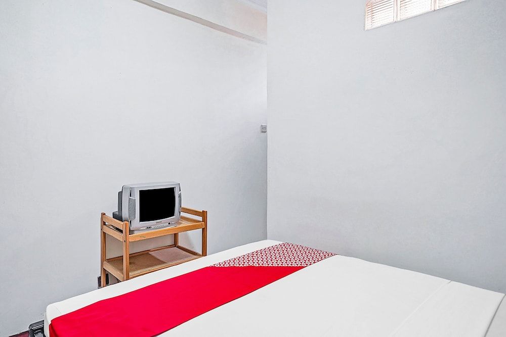 OYO 90132 Lie Mas Hotel Standard Double Room 9