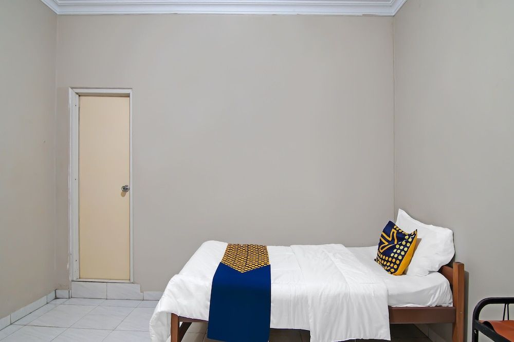 Basic Single Room