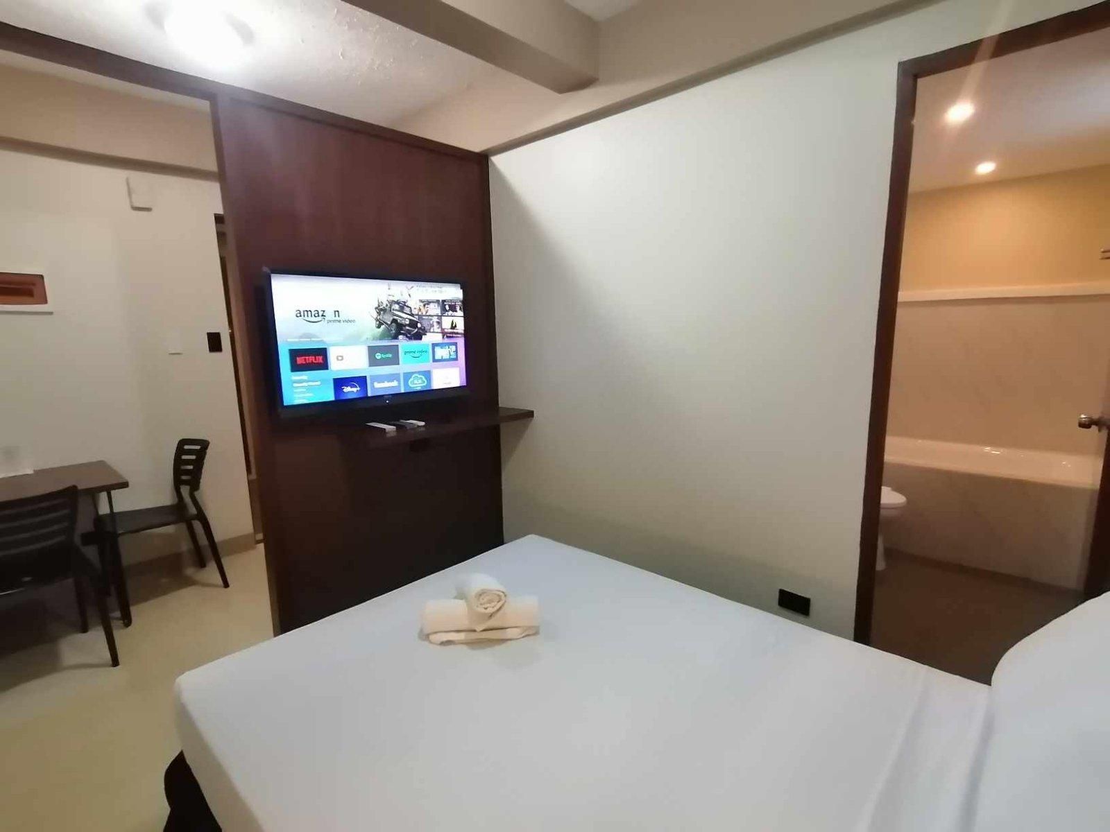 Sunny Day Residences Cainta Deluxe Room 2