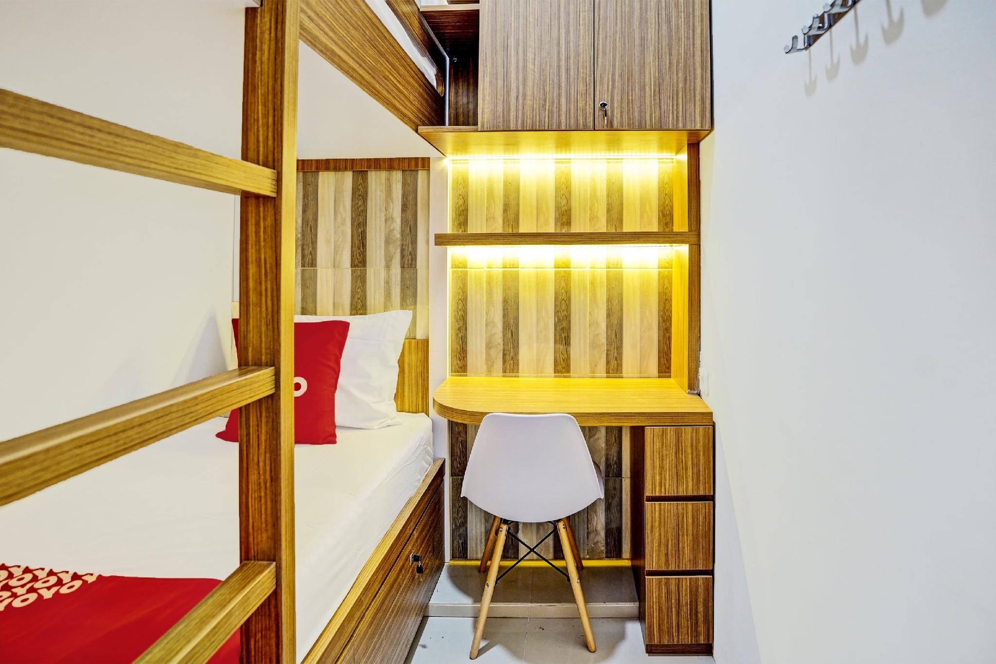 Standard Twin Room A - Non-Smoking