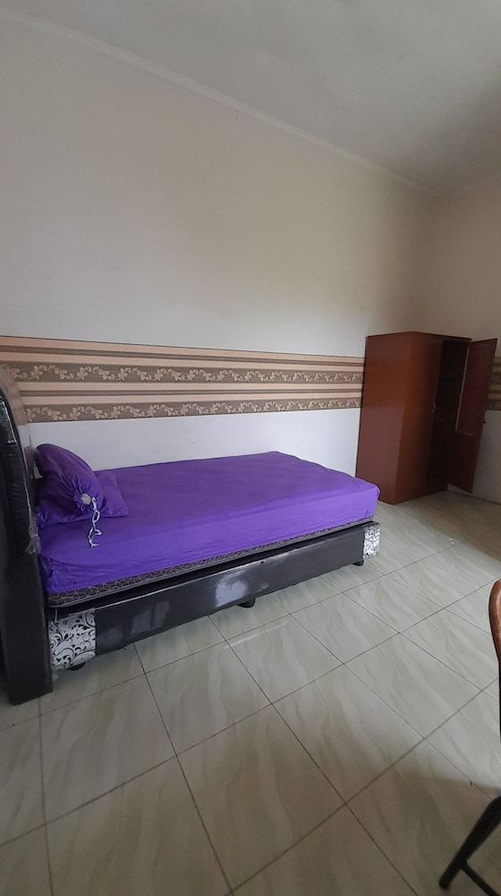 Basic Single Room