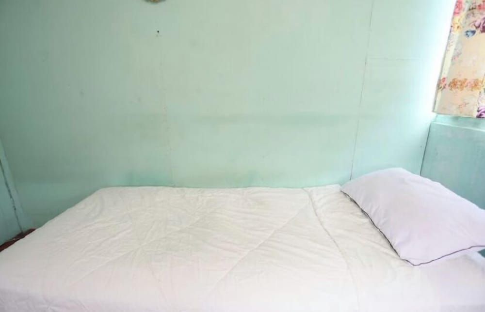 Basic Single Room